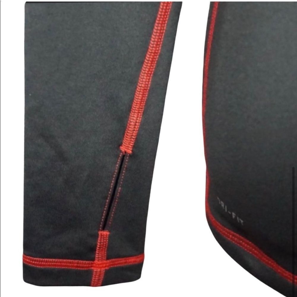 Nike Women's Pro Hyperwarm II Grey Half Zip - Picture 3 of 6